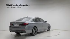 2023 BMW 5-Series 520i M Sport — фото 4