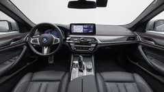 2023 BMW 5-Series 520i M Sport — фото 8