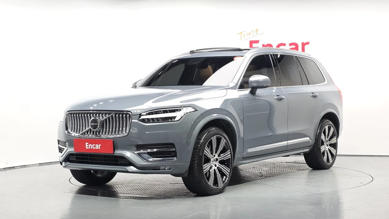 2023 Volvo XC90 B6 Ultimate Bright