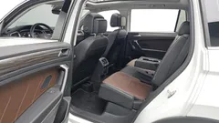 2023 Volkswagen Tiguan 2.0 TSI Prestige — фото 12