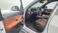 2023 BMW X7 xDrive 40d Design Pure Excellence 6-Seater — фото 10