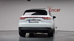 2023 Porsche Cayenne 3.0 PLATINUM EDITION — фото 4