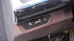 2024 BMW X1 xDrive 20i M Sport, белый — фото 18