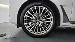 2022 BMW X7 xDrive 40i Design Pure Excellence 6-Seater — фото 5