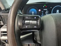 2023 Hyundai Grandeur 3.5 LPG 2WD (Taxi) — фото 19