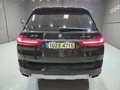 2022 BMW X7 xDrive 40i Design Pure Excellence 7-Seater — фото 4