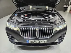 2022 BMW X7 xDrive 40i Design Pure Excellence 7-Seater — фото 6