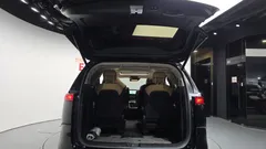2023 Kia Carnival Diesel 9-Seater Signature — фото 20