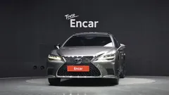 2021 Lexus LS 3.5 Luxury AWD, серо-серебристый — фото 3