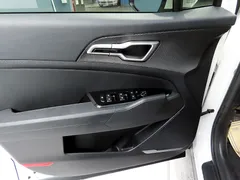 2024 Kia Sportage Prestige — фото 20