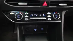 2023 Hyundai Sonata 2.0 — фото 18