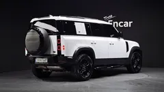 2022 Land Rover Defender 110 D250 S — фото 2