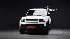 2022 Land Rover Defender 110 D250 S — фото 3