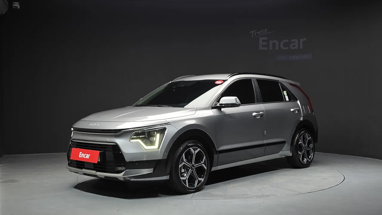 2024 Kia Niro Signature