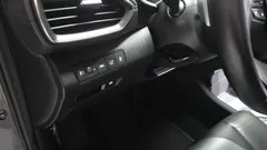 2022 Hyundai Santa Fe HEV 1.6 4WD — фото 18