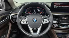 2023 BMW 5-Series 530i xDrive Luxury — фото 13
