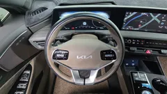 2022 Kia K8 Signature — фото 13