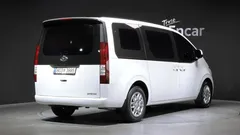 2022 Hyundai Staria Cargo 5-Seater — фото 2
