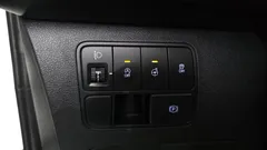 2022 Hyundai Staria Cargo 5-Seater — фото 17