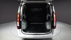 2022 Hyundai Staria Cargo 5-Seater — фото 20