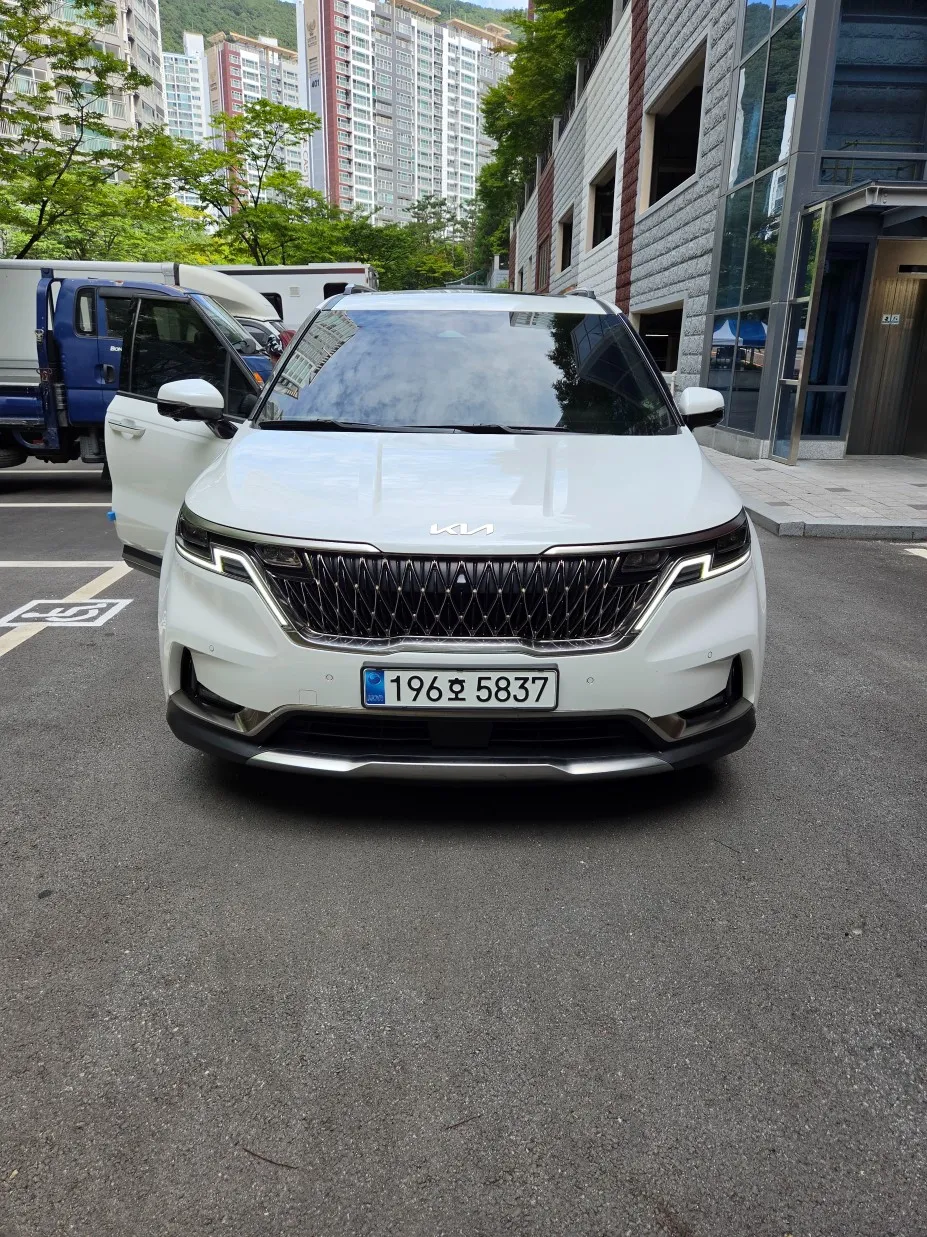 2023 Kia Carnival Diesel 9-Seater Signature