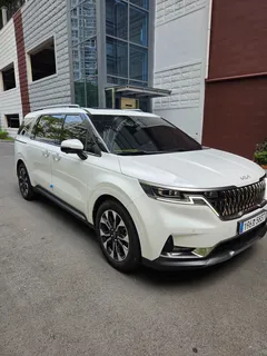 2023 Kia Carnival Diesel 9-Seater Signature — фото 2