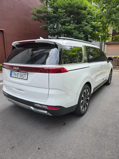 2023 Kia Carnival Diesel 9-Seater Signature — фото 5