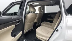 2024 Toyota Highlander 2.5 4WD Limited — фото 16