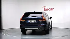 2022 Volvo V60 B5 Pro AWD, синий — фото 4