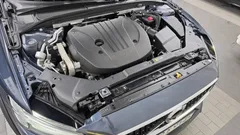 2022 Volvo V60 B5 Pro AWD, синий — фото 6