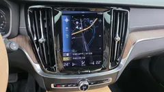 2022 Volvo V60 B5 Pro AWD, синий — фото 13