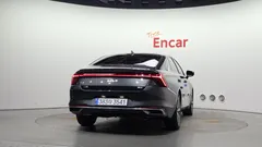 2023 Kia K8 Signature — фото 4