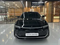 2023 Toyota Crown 2.5 4WD Hybrid, чёрный — фото 3