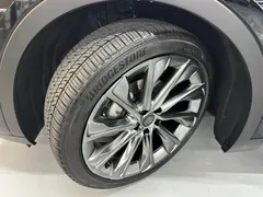 2023 Toyota Crown 2.5 4WD Hybrid, чёрный — фото 5