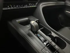 2023 Toyota Crown 2.5 4WD Hybrid, чёрный — фото 9
