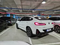 2023 BMW X4 xDrive20i M Sports Pro — фото 2