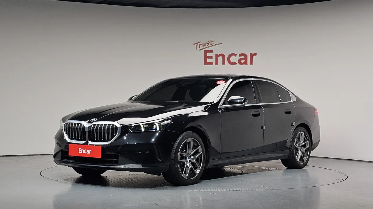 2024 BMW 5-Series 530i xDrive