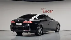 2024 BMW 5-Series 530i xDrive, чёрный — фото 2