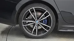 2022 BMW 3-Series 320d M Sport — фото 5