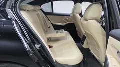 2022 BMW 3-Series 320d M Sport — фото 11