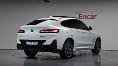 2023 BMW X4 xDrive20i M Sport — фото 2