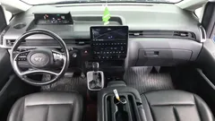 2023 Hyundai Staria Tourer 11-Seater — фото 7