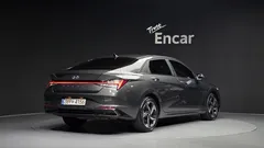2021 Hyundai AVANTE Inspiration, серый — фото 2