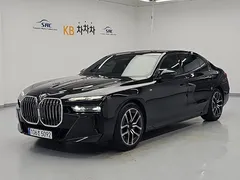2023 BMW 7-Series 740i sDrive M Sport — фото 4
