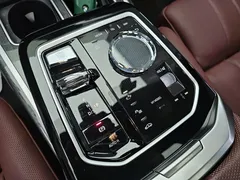 2023 BMW 7-Series 740i sDrive M Sport — фото 8