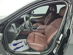 2023 BMW 7-Series 740i sDrive M Sport — фото 15