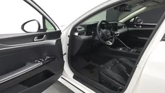 2022 Kia K5 2.0 LPI(Renter car) — фото 10