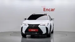 2024 Lexus UX 2.0 F-Sport 2WD — фото 3