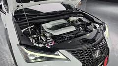 2024 Lexus UX 2.0 F-Sport 2WD — фото 6