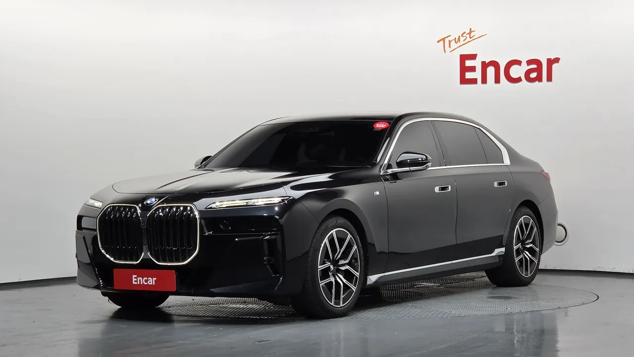 2023 BMW 7-Series 740i sDrive M Sport